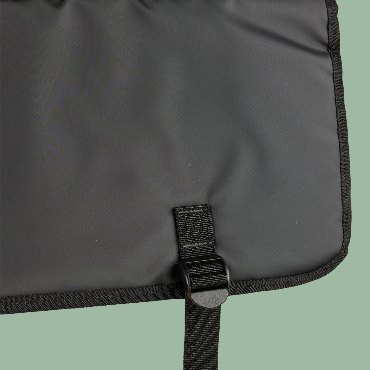 Fox Tailgate Cover [sz:sm Col:black]
