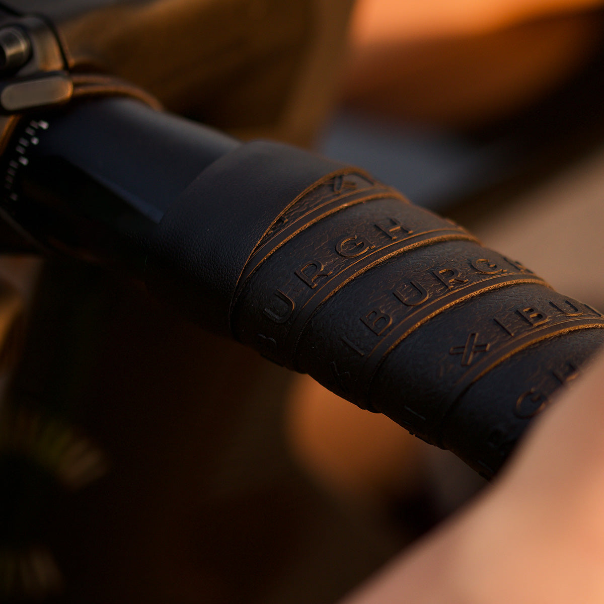 Burgh Bar Tape Pinnacle [col:stealth]